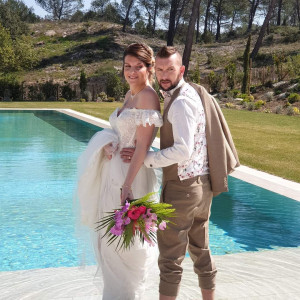 fleuriste saint-etienne-du-gres-fleurs mariage alpilles-decorations florales saint remy de provence-decorations evenements maillane-fleurs deuil fontvieille-bouquets de fleurs maussane