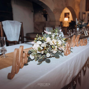 fleuriste saint-etienne-du-gres-fleurs mariage alpilles-decorations florales saint remy de provence-decorations evenements maillane-fleurs deuil fontvieille-bouquets de fleurs maussane