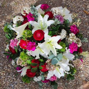 fleuriste saint-etienne-du-gres-fleurs mariage alpilles-decorations florales saint remy de provence-decorations evenements maillane-fleurs deuil fontvieille-bouquets de fleurs maussane